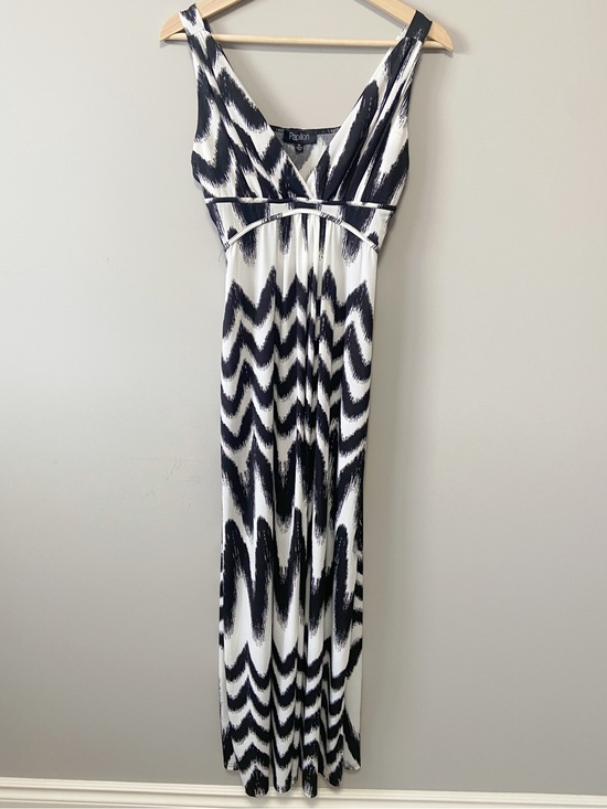 Papillon Blanc Dresses & Skirts - Papillon Blanc Black & White Zigzag Maxi Dress